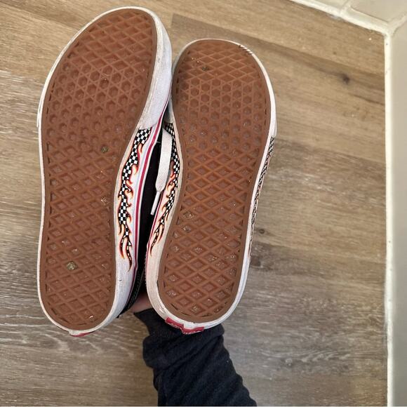 Vans Youth Filmore Low top Lace Up Sneakers 7 - Picture 2 of 5